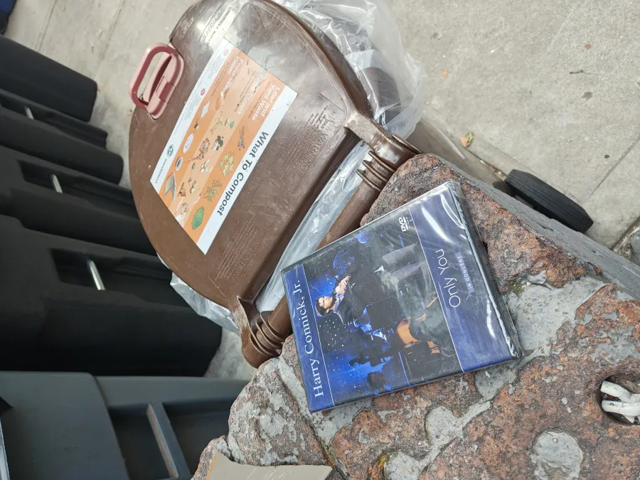 Free! Harry Connick Jr. DVD :)