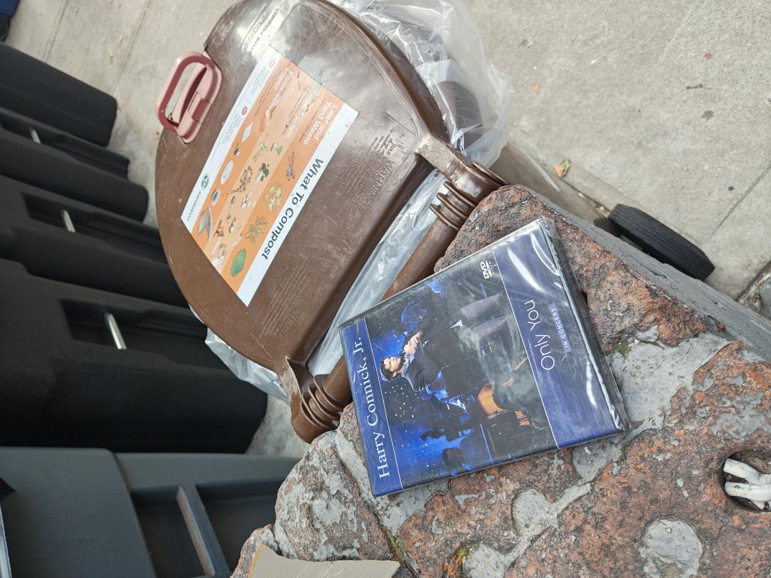 Free! Harry Connick Jr. DVD :)